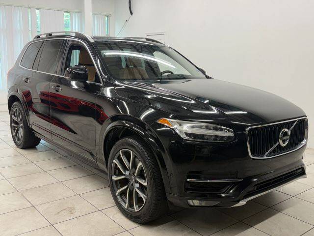 2016 Volvo XC90 T6 Momentum AWD photo