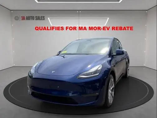 2022 Tesla Model Y Long Range AWD photo