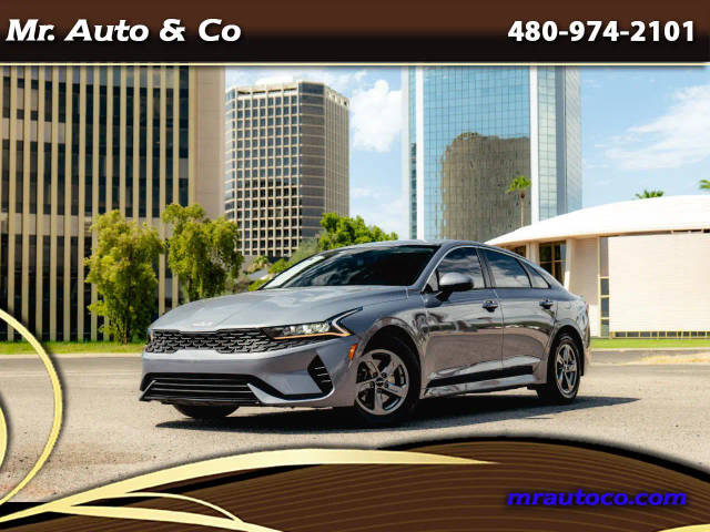 2022 Kia K5 LXS FWD photo