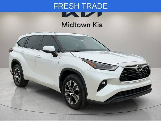 2023 Toyota Highlander XLE FWD photo