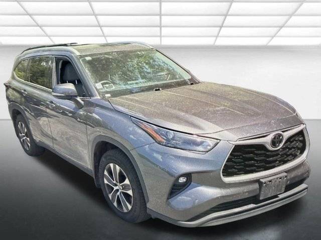 2022 Toyota Highlander XLE AWD photo