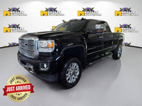 2018 GMC Sierra 2500HD Denali 4WD photo