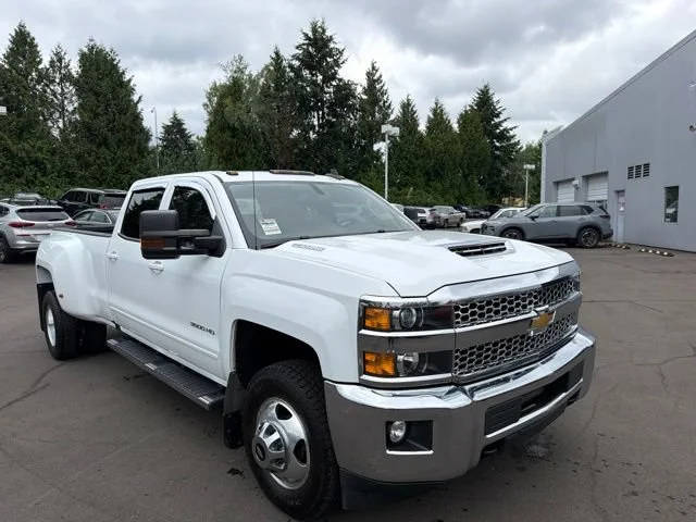 2019 Chevrolet Silverado 3500HD LT 4WD photo