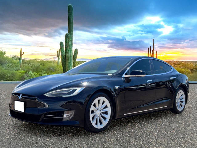 2017 Tesla Model S 60 RWD photo