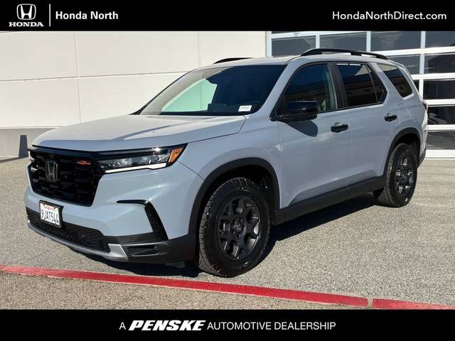 2023 Honda Pilot TrailSport AWD photo