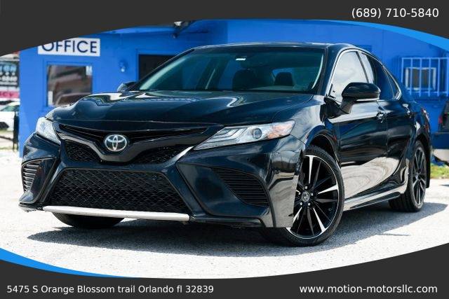 2018 Toyota Camry XSE FWD photo