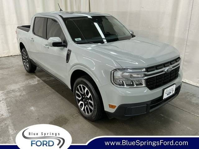 2023 Ford Maverick LARIAT FWD photo