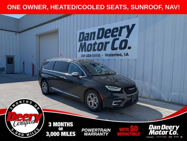 2022 Chrysler Pacifica Minivan Limited FWD photo