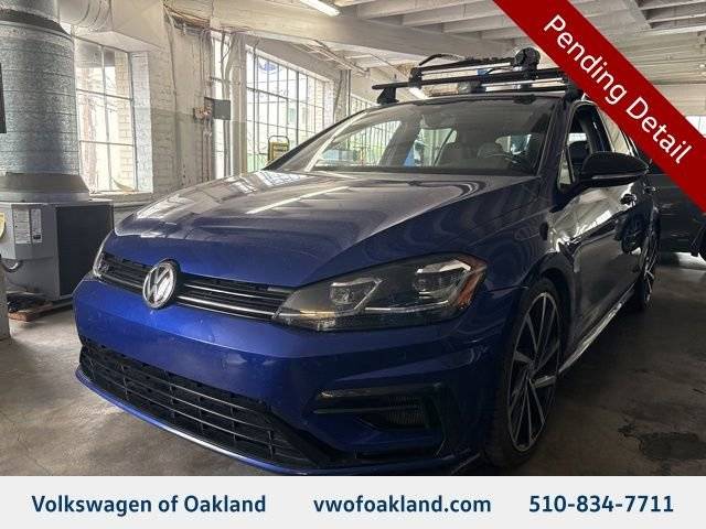 2018 Volkswagen Golf R AWD photo
