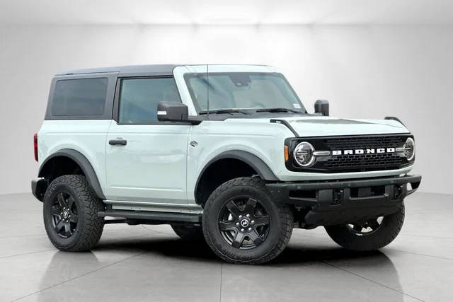 2022 Ford Bronco 2 Door Wildtrak 4WD photo