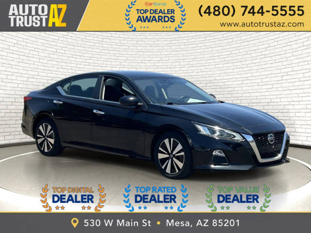 2022 Nissan Altima 2.5 SV FWD photo