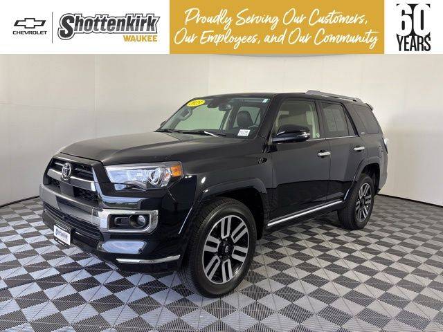 2023 Toyota 4Runner Limited 4WD photo