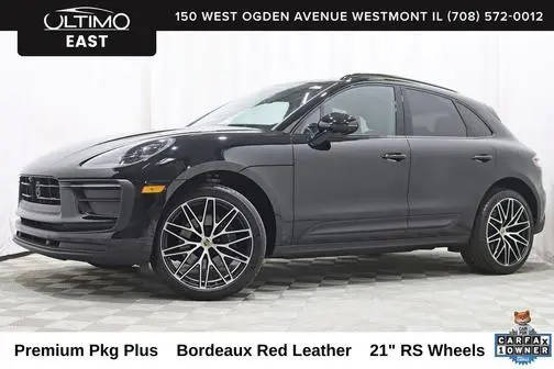 2023 Porsche Macan T AWD photo