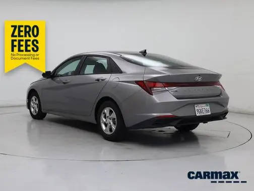 2023 Hyundai Elantra SE FWD photo