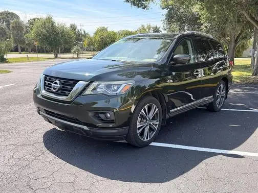 2018 Nissan Pathfinder Platinum 4WD photo