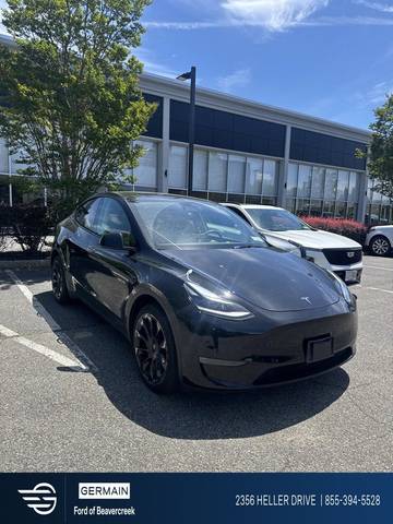 2023 Tesla Model Y Long Range AWD photo