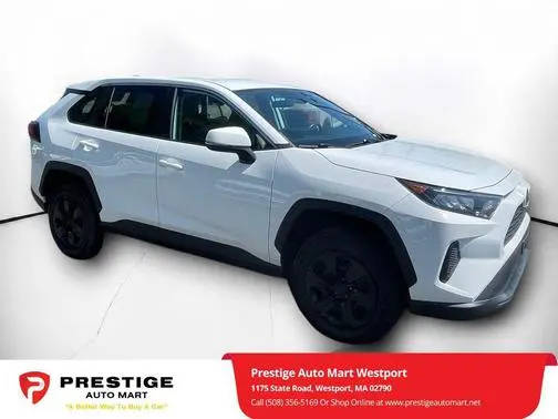 2022 Toyota RAV4 LE AWD photo