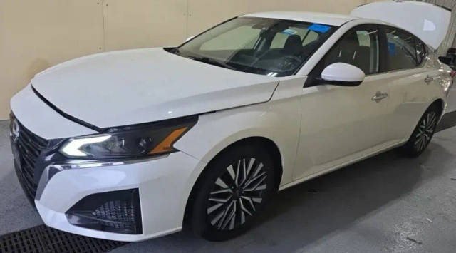 2023 Nissan Altima 2.5 SV FWD photo