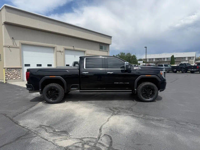 2023 GMC Sierra 2500HD Denali 4WD photo