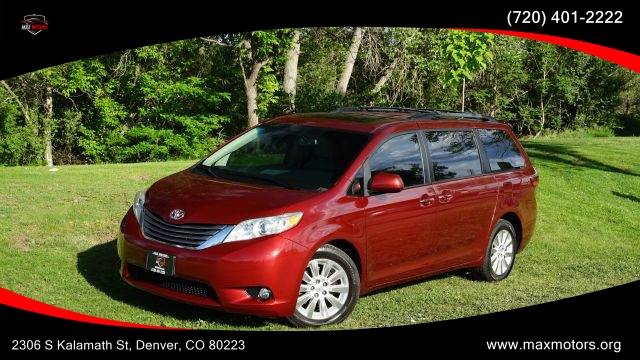 2015 Toyota Sienna XLE Premium AWD photo