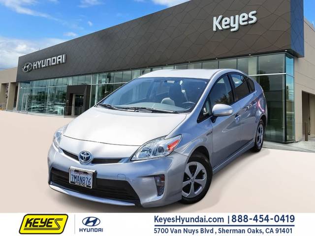 2015 Toyota Prius Two FWD photo