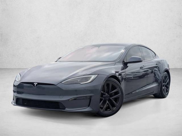 2023 Tesla Model S Standard Range AWD photo