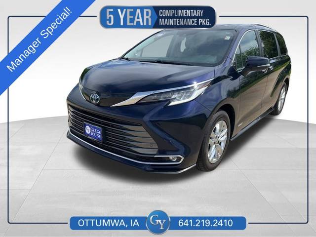2021 Toyota Sienna Limited FWD photo