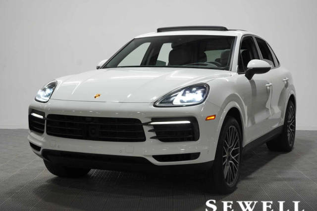2022 Porsche Cayenne AWD photo
