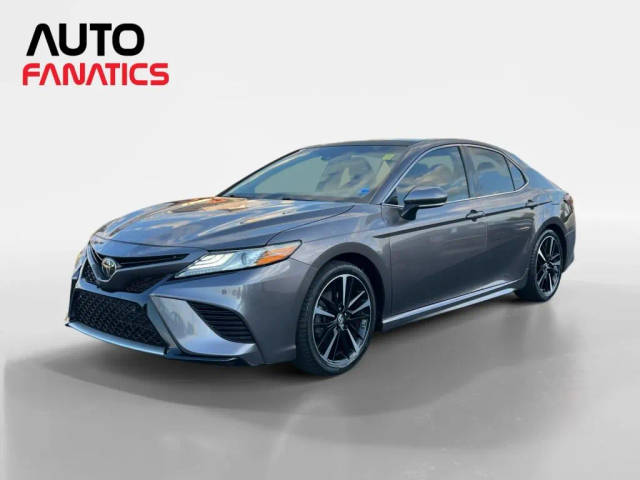 2018 Toyota Camry XSE FWD photo