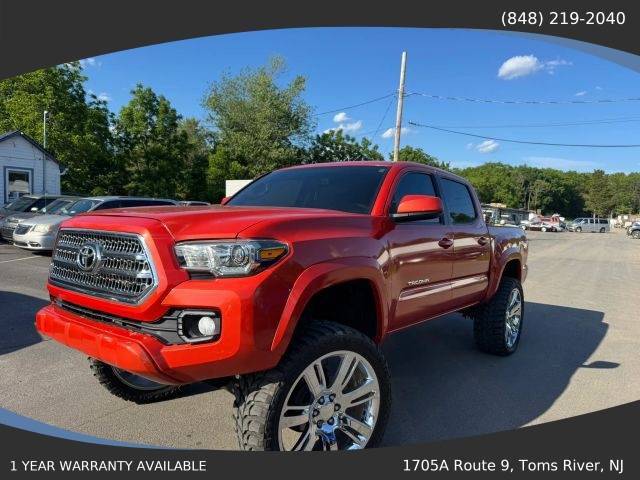 2017 Toyota Tacoma SR5 4WD photo