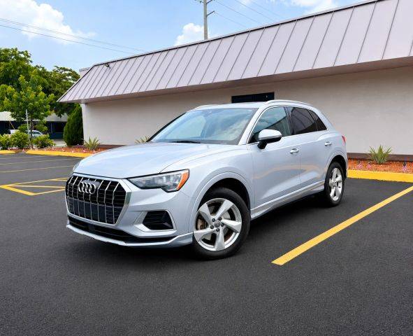 2020 Audi Q3 Premium AWD photo