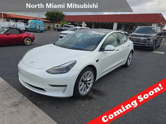 2023 Tesla Model 3 RWD photo