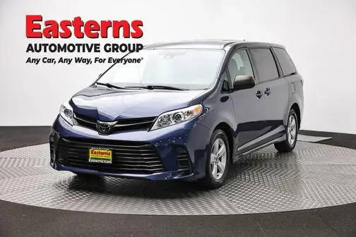2020 Toyota Sienna L FWD photo