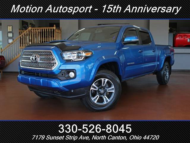 2016 Toyota Tacoma TRD Sport 4WD photo