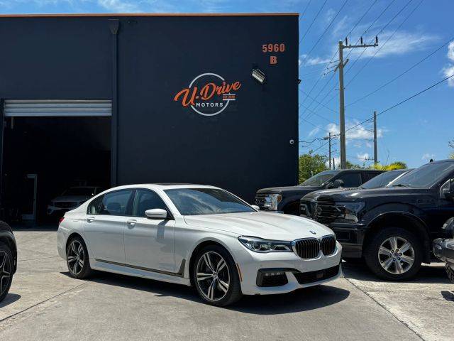 2019 BMW 7 Series 750i RWD photo