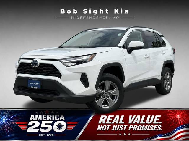 2022 Toyota RAV4 Hybrid XLE AWD photo
