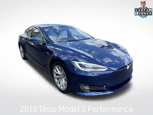 2019 Tesla Model S Performance AWD photo