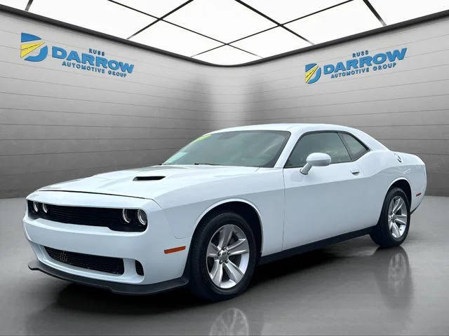 2023 Dodge Challenger SXT RWD photo