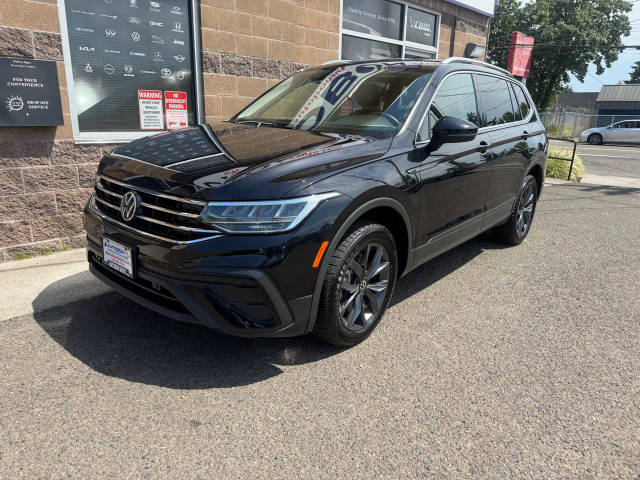 2023 Volkswagen Tiguan SE AWD photo