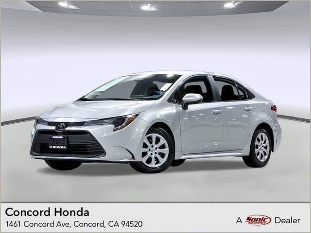 2023 Toyota Corolla LE FWD photo