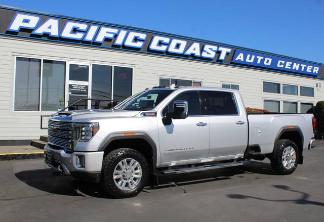 2020 GMC Sierra 3500HD Denali 4WD photo