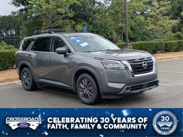 2022 Nissan Pathfinder SV 4WD photo