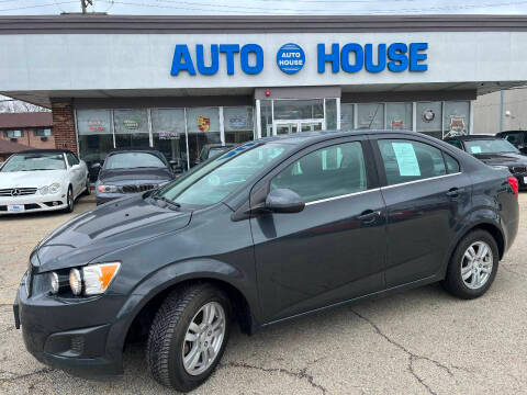 2015 Chevrolet Sonic LT FWD photo