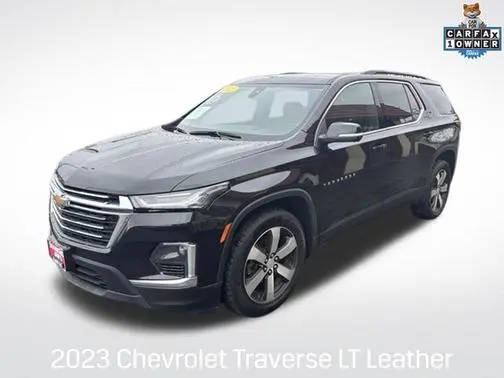 2023 Chevrolet Traverse LT Leather AWD photo