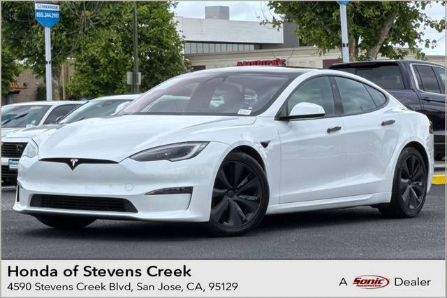 2023 Tesla Model S Standard Range AWD photo
