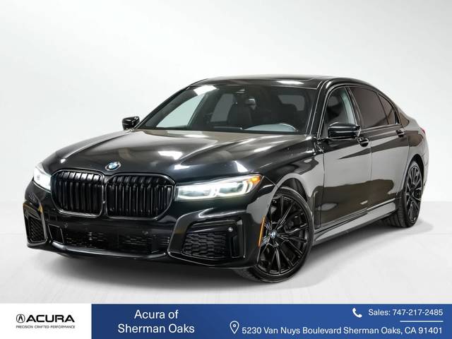 2022 BMW 7 Series 740i RWD photo