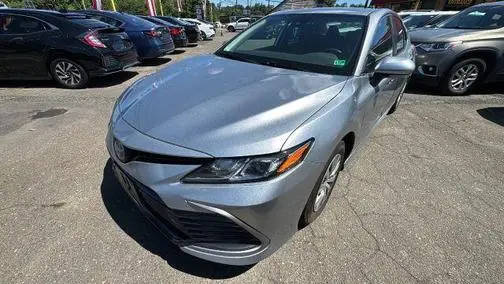 2022 Toyota Camry Hybrid LE FWD photo