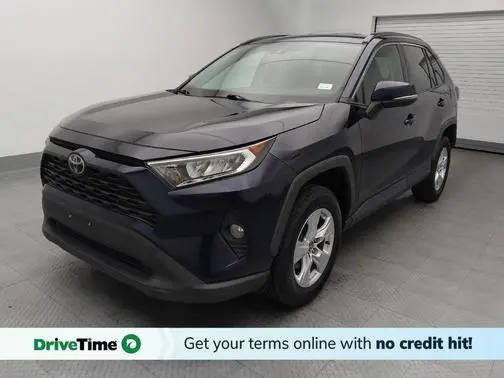 2020 Toyota RAV4 XLE FWD photo