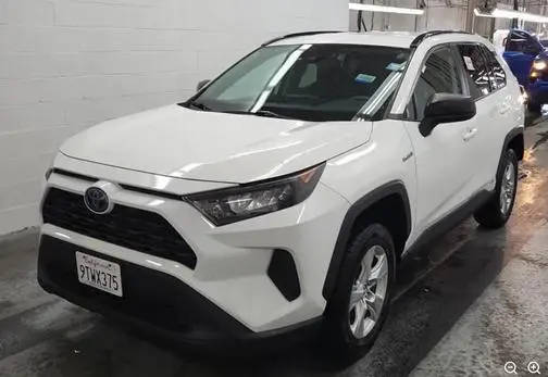 2020 Toyota RAV4 Hybrid LE AWD photo