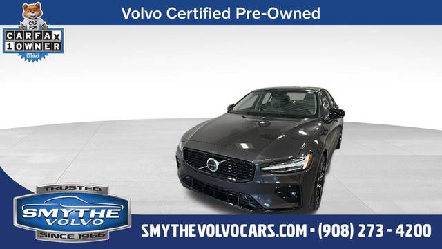 2023 Volvo S60 Plus Dark Theme AWD photo